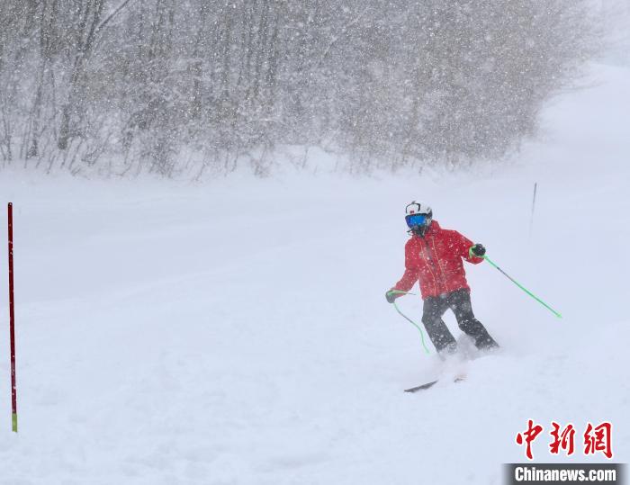 中国中学生体育代表团全力备战埃尔祖鲁姆世界