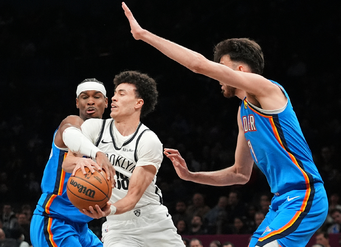 亚历山大狂砍40+雷霆大胜篮网创10连胜纪录