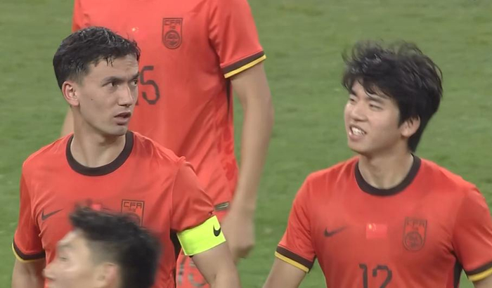 中国U23男足点球绝平朝鲜队 艰难抢得1分