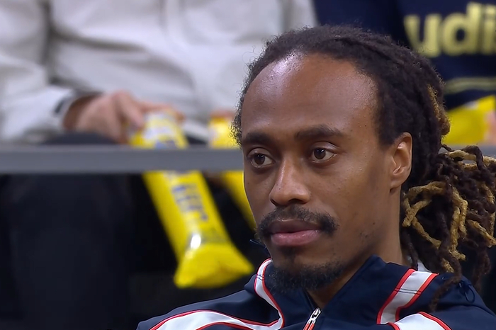 杜锋重用麦考尔广东队输球换状态