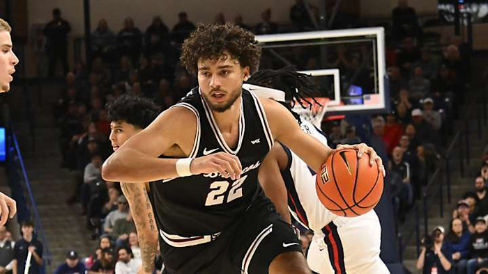 锋线新星格雷夫斯冲击NBA舞台：技术全面却面临